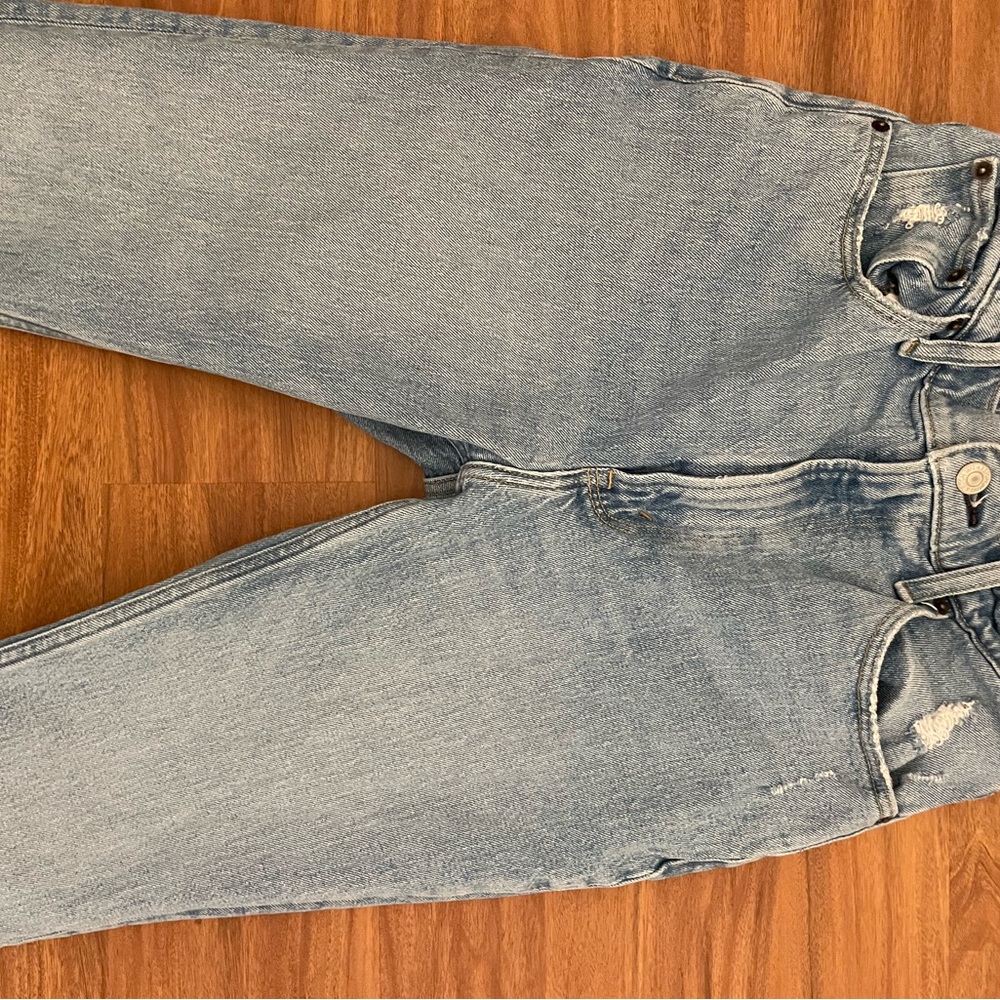 Abercrombie & Fitch Blue High Rise Jeans - Picture 2 of 6